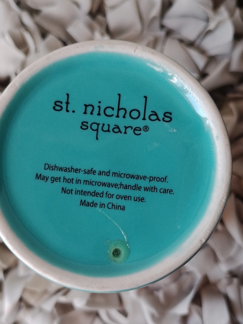 Ceramic Coffee Cup With Silicone Lid - Picture 3 of 10
